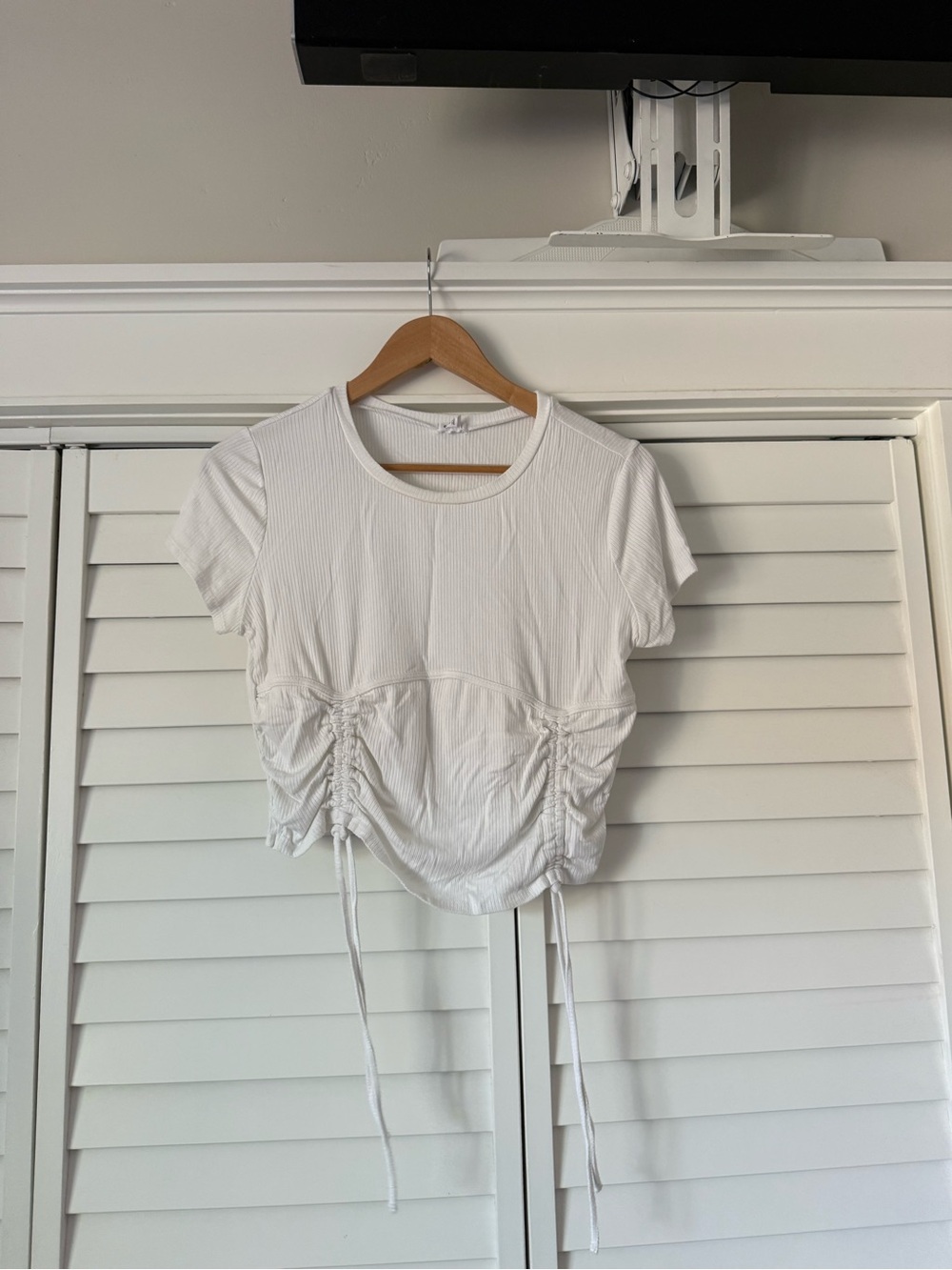 Garage White Ruched Drawstring Ribbed Crop Top